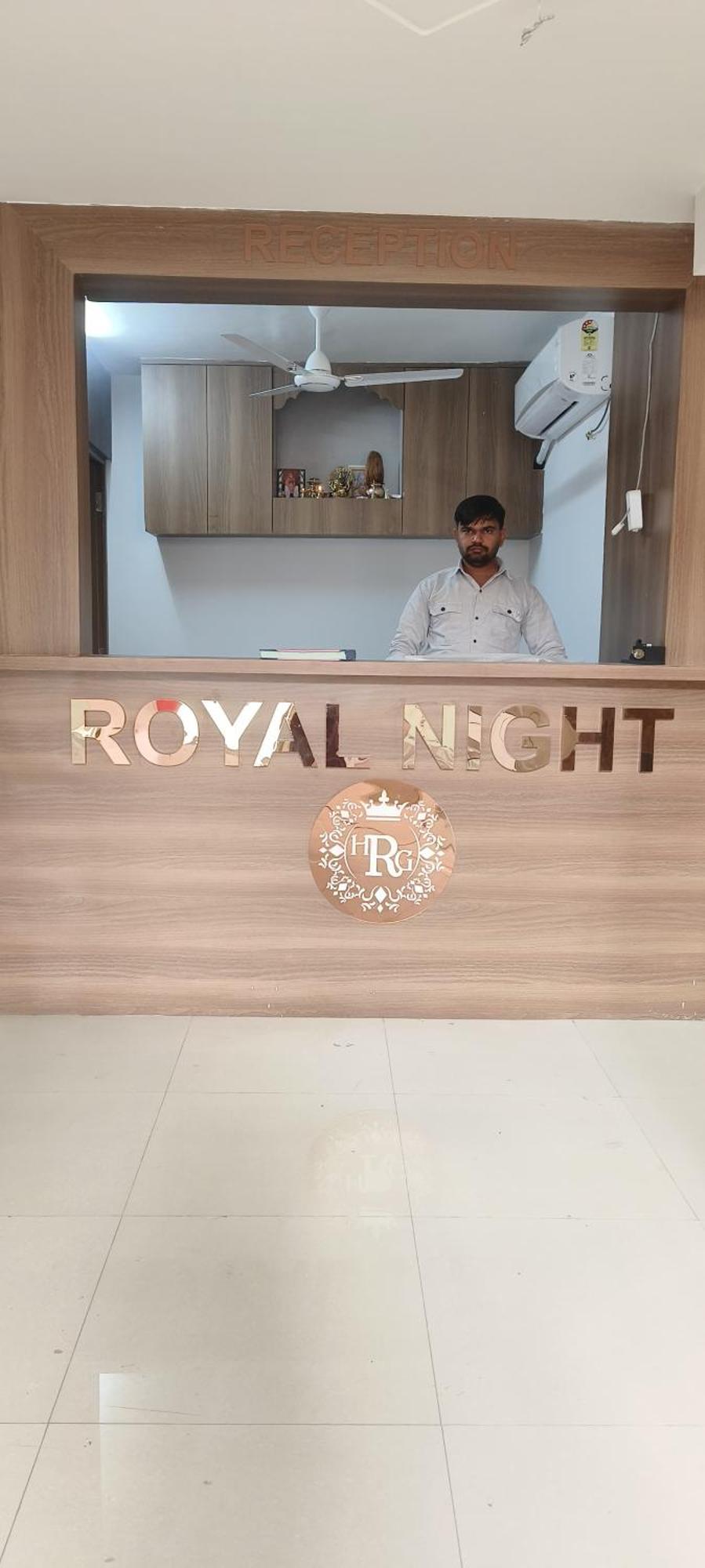 Hotel Royal Night Daman Εξωτερικό φωτογραφία