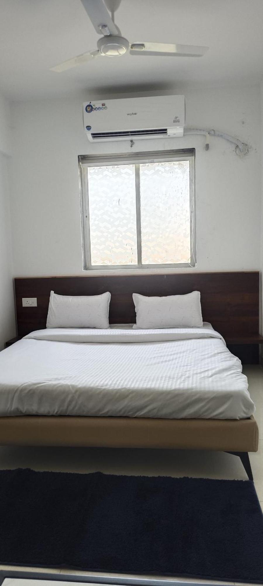 Hotel Royal Night Daman Εξωτερικό φωτογραφία