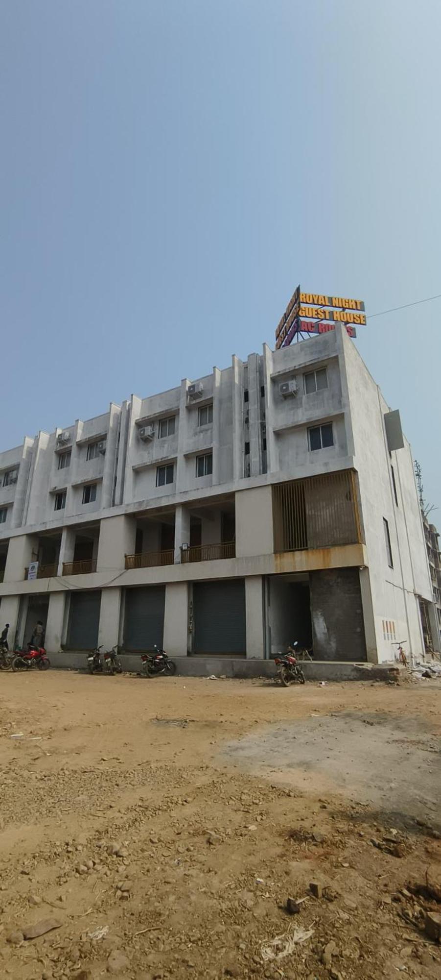 Hotel Royal Night Daman Εξωτερικό φωτογραφία