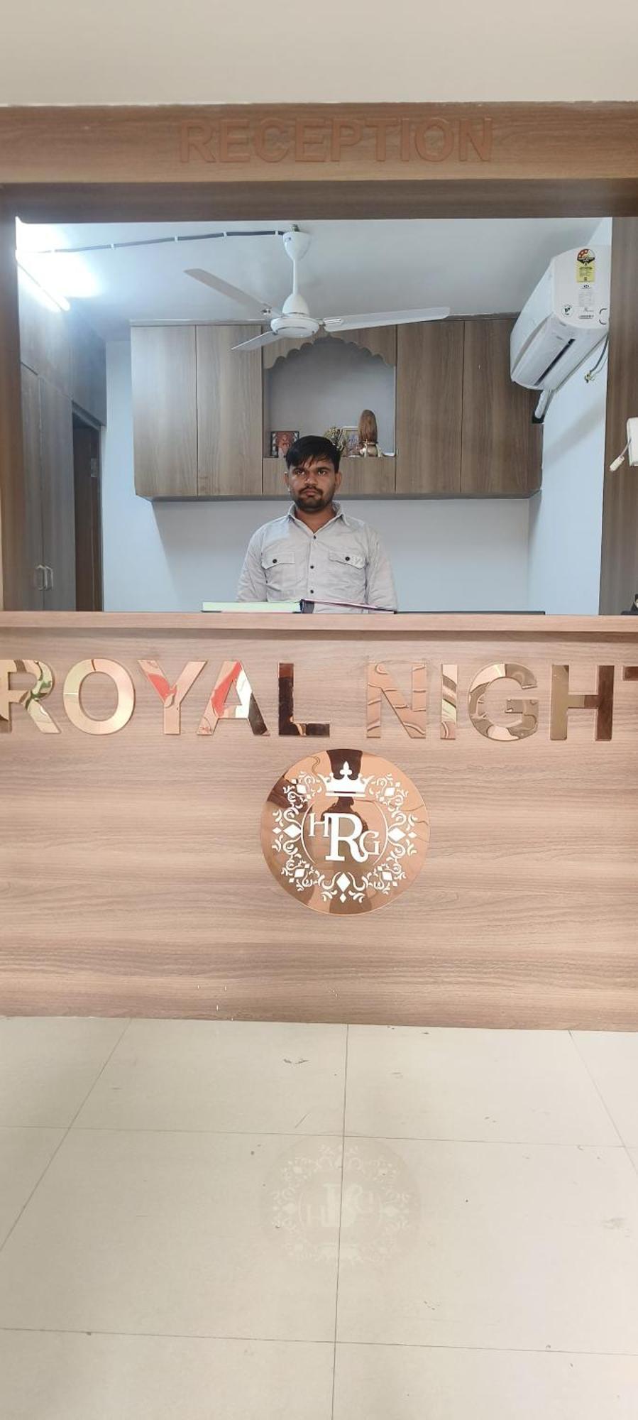 Hotel Royal Night Daman Εξωτερικό φωτογραφία